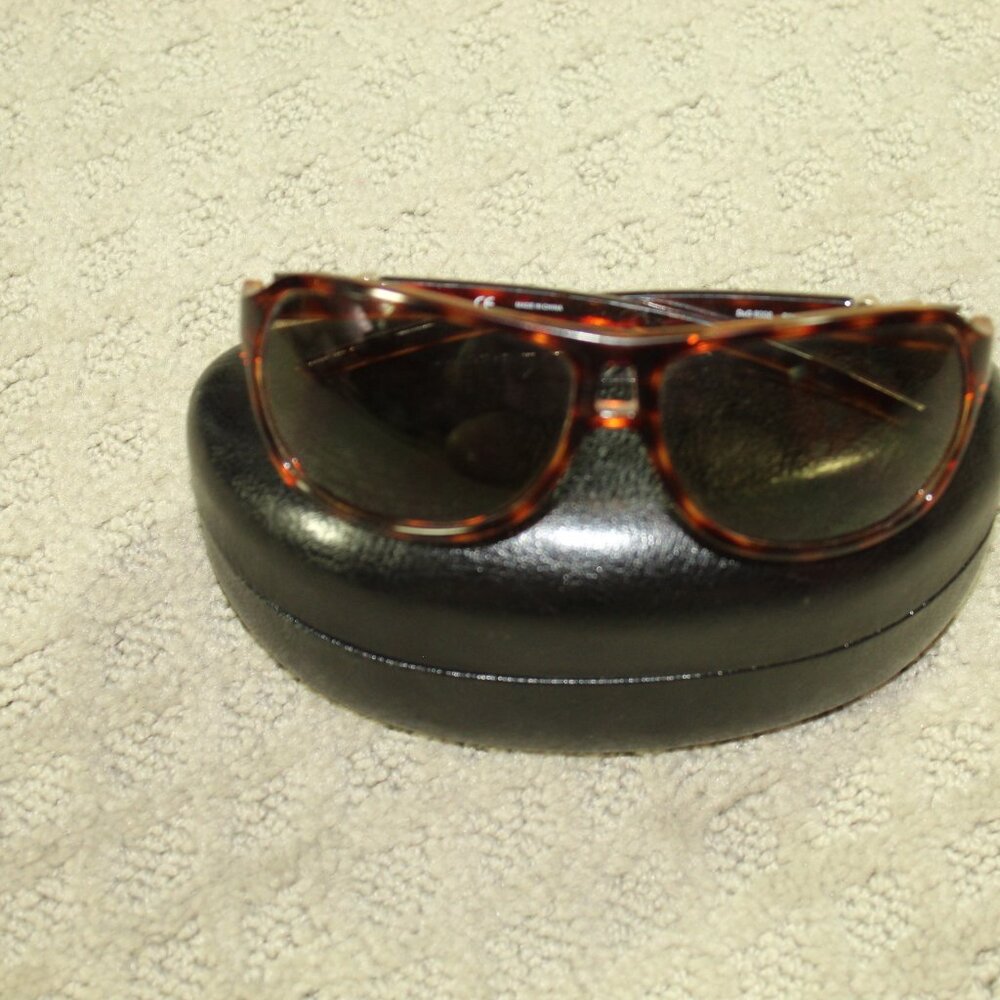 Dolce & Gabbana DG 8006 502/73 Oversized Tortoiseshell Sunglasses 62  13 [] 125